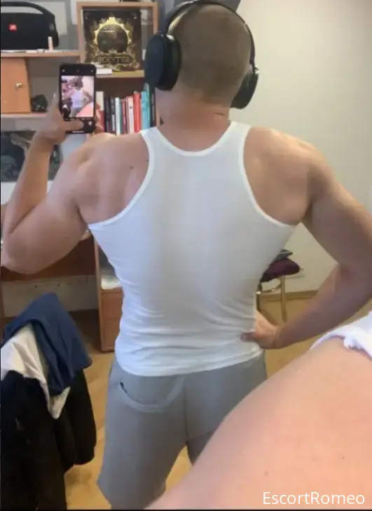 DennisYBOY